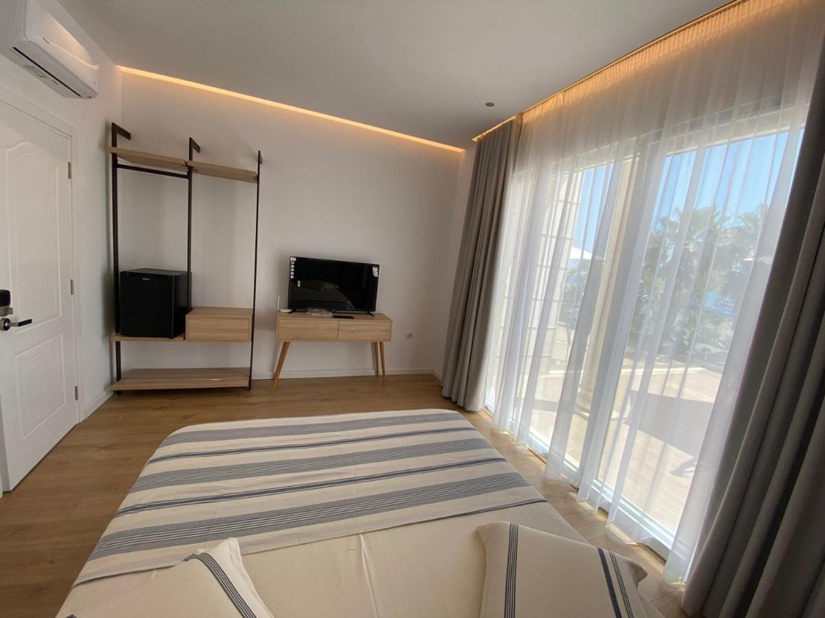 Trevi Hotel And Bar-Restaurant Shëngjin Екстериор снимка